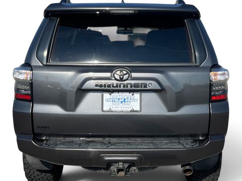 Used 2019 Toyota 4Runner SR5 Premium AWD/4WD image 3
