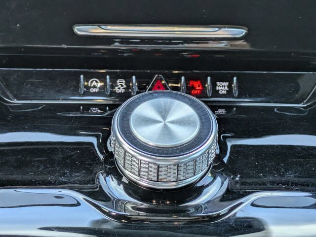 Certified 2022 Jeep Wagoneer Series I RWD image 15