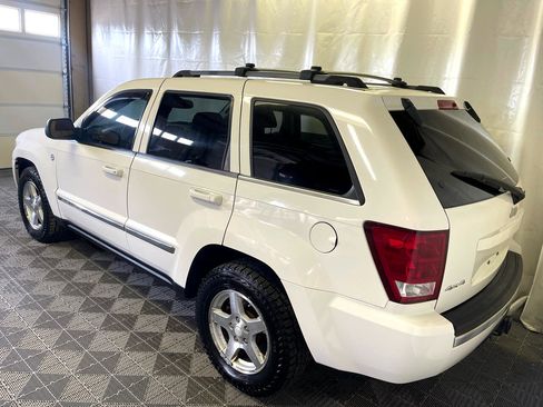 Used 2005 Jeep Grand Cherokee Limited image 4