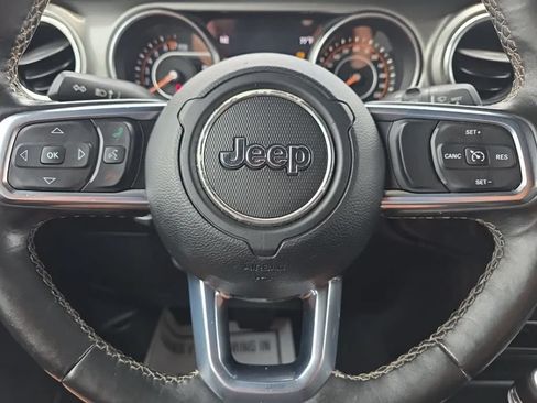Used 2019 Jeep Wrangler Unlimited Sahara w/ Uconnect 4C Nav & Sound Group AWD/4WD image 21