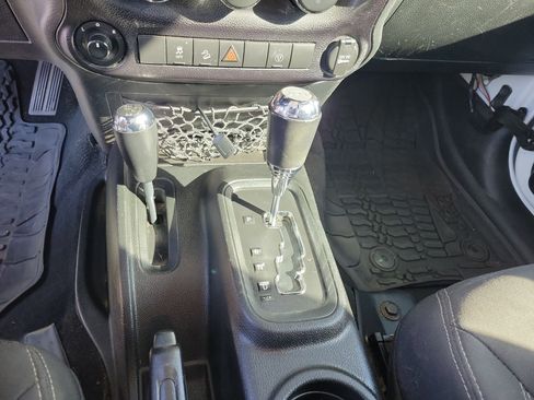 Used 2017 Jeep Wrangler Unlimited Sahara w/ Max Tow Package image 14