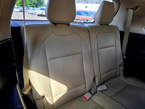 Used 2017 Acura MDX SH-AWD image 45