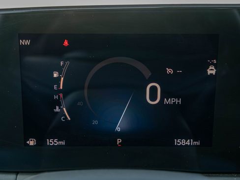 Used 2025 Buick Envista Sport Touring image 21