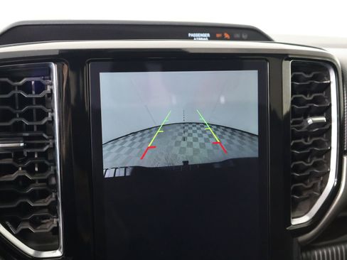 Used 2025 Ford Ranger XLT w/ FX4 Off-Road Package AWD/4WD image 6