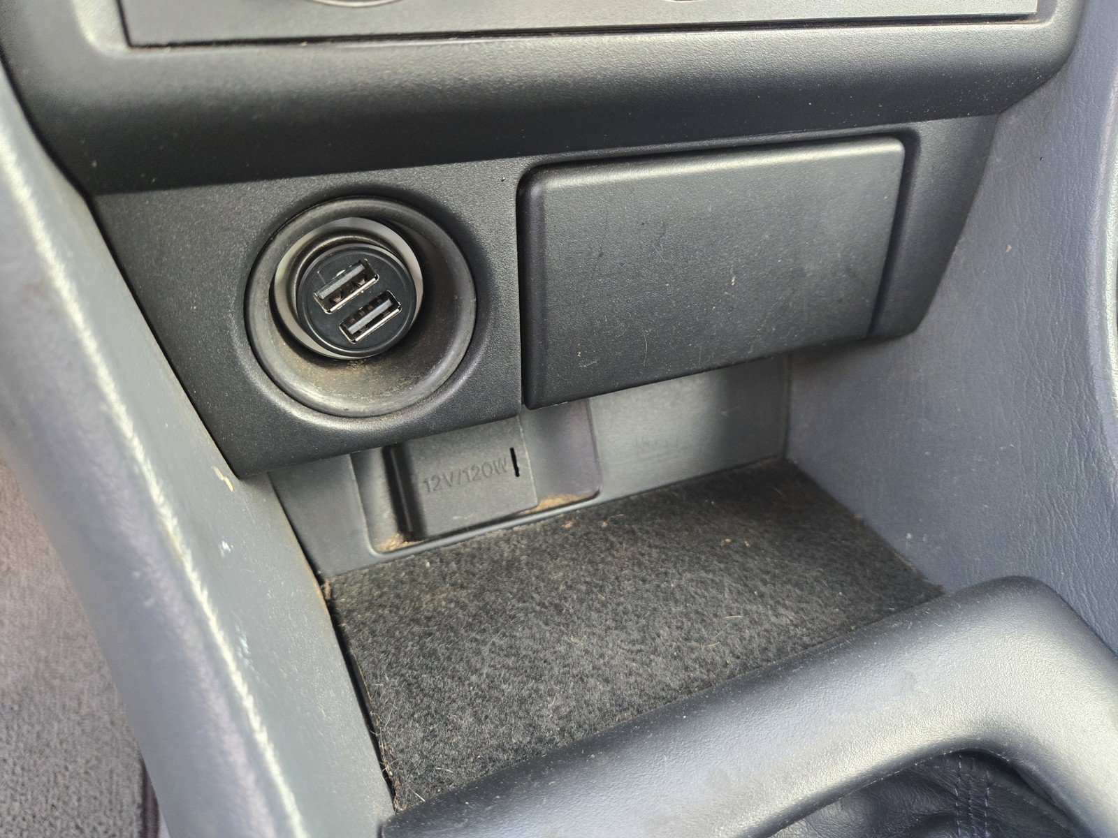Used 2000 Toyota Camry CE w/ Value Pkg 1 FWD image 21