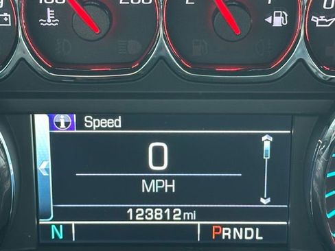 Used 2018 Chevrolet Tahoe LT image 23