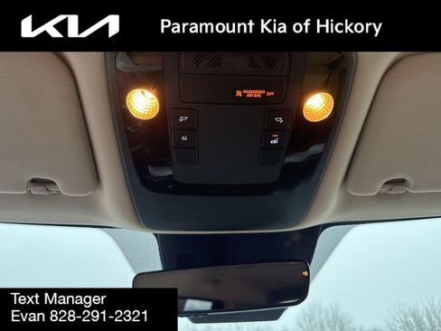 Used 2023 Kia Carnival LX image 35