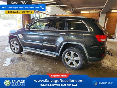 Used 2012 Jeep Grand Cherokee Overland AWD/4WD image 3