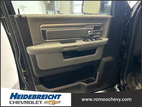 Used 2018 RAM 1500 Big Horn AWD/4WD image 9