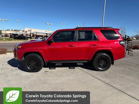 Used 2019 Toyota 4Runner TRD Off-Road Premium image 4