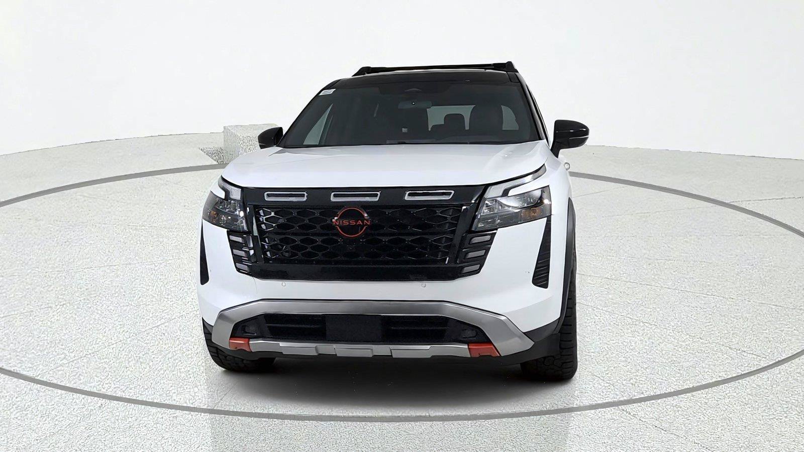 Used 2026 Nissan Pathfinder Rock Creek AWD/4WD image 2