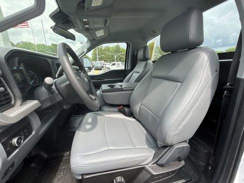 Used 2023 Ford F250 XL w/ XL Chrome Package RWD image 13