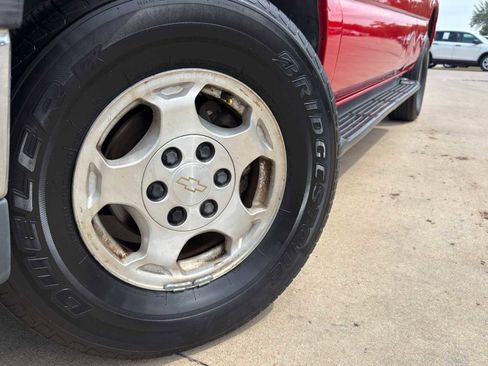 Used 2003 Chevrolet Avalanche 2WD image 3