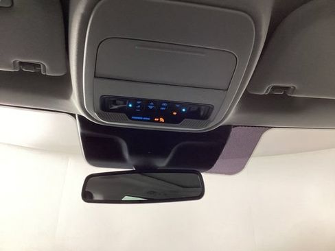 Used 2025 Ford Expedition Platinum w/ Driver's Package AWD/4WD image 16
