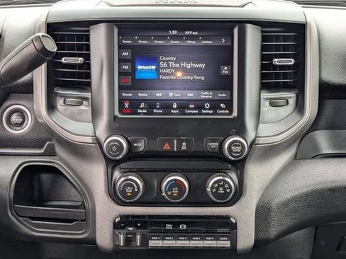 Used 2021 RAM 2500 Tradesman w/ Chrome Appearance Group AWD/4WD image 17