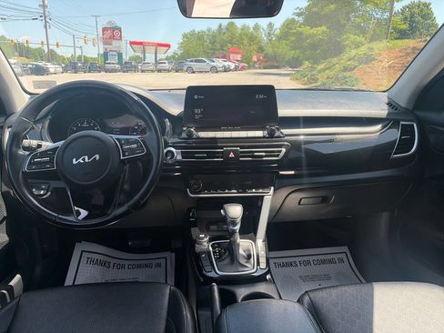 Used 2022 Kia Seltos EX AWD/4WD image 13