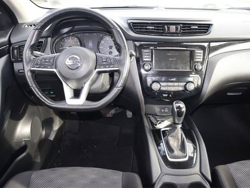 Certified 2021 Nissan Rogue Sport SV image 14