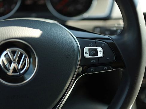 Used 2019 Volkswagen Arteon SE image 17