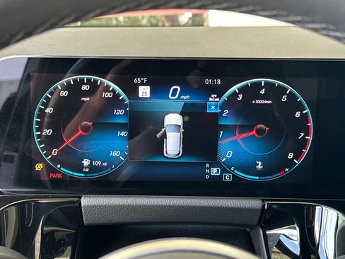 Certified 2023 Mercedes-Benz GLA 250 w/ Premium Package image 38