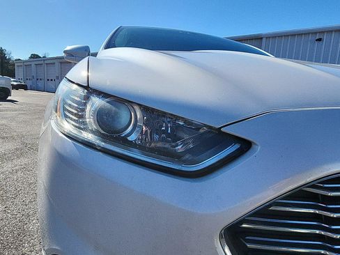 Used 2015 Ford Fusion Energi SE image 9