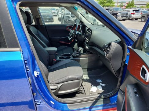 Used 2021 Kia Soul Turbo FWD image 21