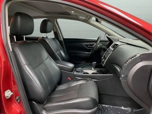 Used 2016 Nissan Altima 2.5 SL w/ 2.5 Technology Package FWD image 14