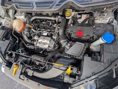 Used 2018 Ford EcoSport SE FWD image 20