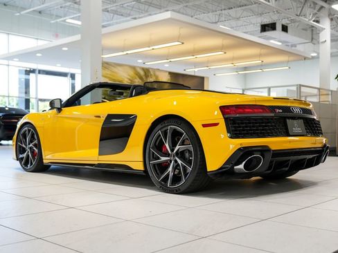 Used 2023 Audi R8 V10 performance RWD image 9