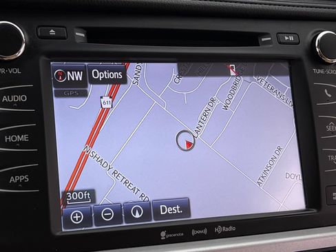 Used 2017 Toyota Highlander XLE AWD/4WD image 20