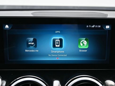 Used 2022 Mercedes-Benz GLB 250 w/ Premium Package Lite image 28