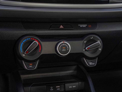 Used 2019 Kia Rio S image 19