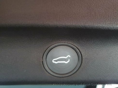 Used 2021 Tesla Model Y Long Range image 36