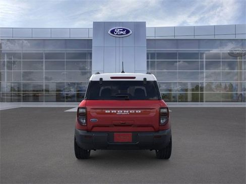 Used 2025 Ford Bronco Sport Heritage w/ Convenience Package image 5