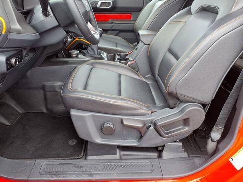 Certified 2024 Ford Bronco Badlands image 13