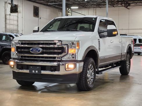 Used 2022 Ford F250 Lariat w/ Lariat Value Package AWD/4WD image 4
