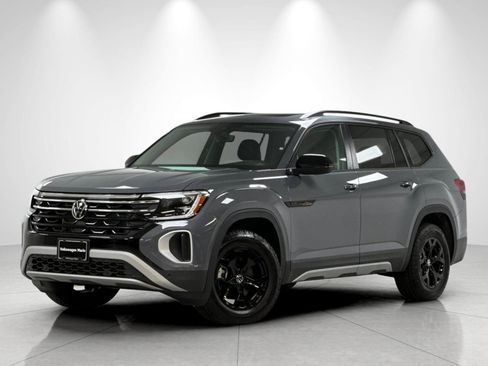 New 2026 Volkswagen Atlas Peak Edition AWD/4WD image 1