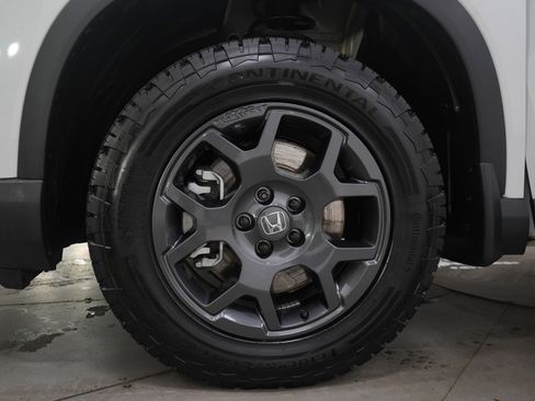 Used 2024 Honda Pilot TrailSport image 34