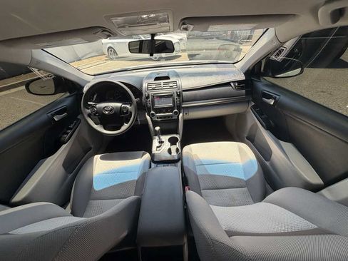 Used 2013 Toyota Camry LE FWD image 33