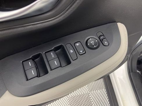 Used 2023 Honda HR-V LX image 33