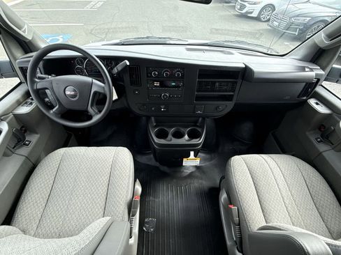 New 2026 GMC Savana 3500 Extended w/ Driver Convenience Package image 21