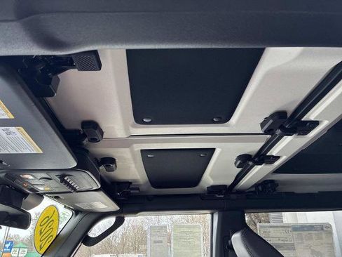 New 2026 Ford Bronco Badlands AWD/4WD image 12