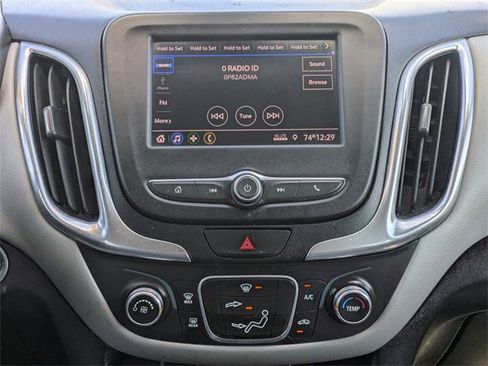 Used 2020 Chevrolet Equinox LT image 22