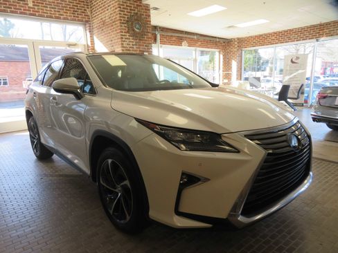 Used 2017 Lexus RX 350 F Sport image 3