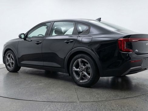 Used 2025 Kia K4 LXS image 6