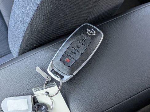 New 2025 Nissan Versa SV w/ Trunk Package image 33