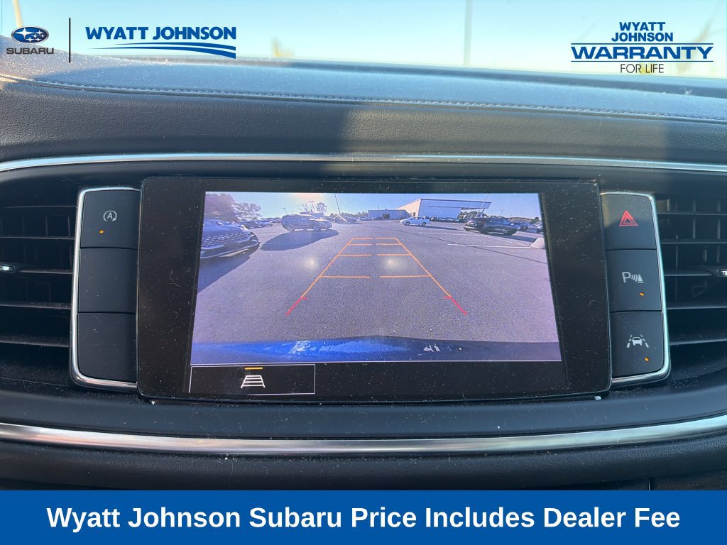 Used 2023 Buick Enclave Essence w/ Experience Buick Package FWD image 28