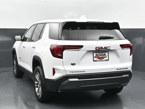 Used 2026 GMC Terrain Elevation FWD image 4