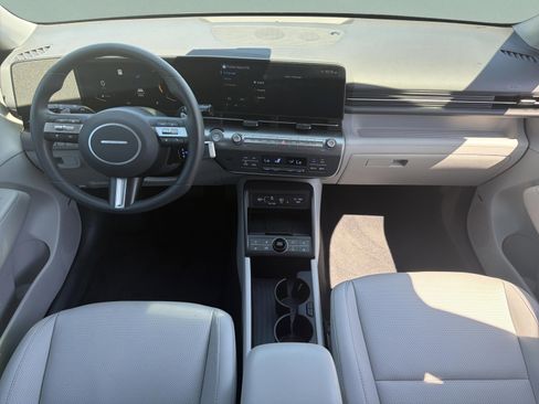 Used 2024 Hyundai Kona Limited FWD image 18
