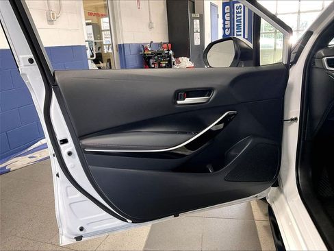 Used 2023 Toyota Corolla XSE w/ Carpet Mat Package (TMS) FWD image 9
