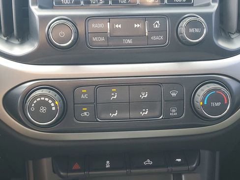 Used 2018 Chevrolet Colorado LT w/ LT Convenience Package image 22